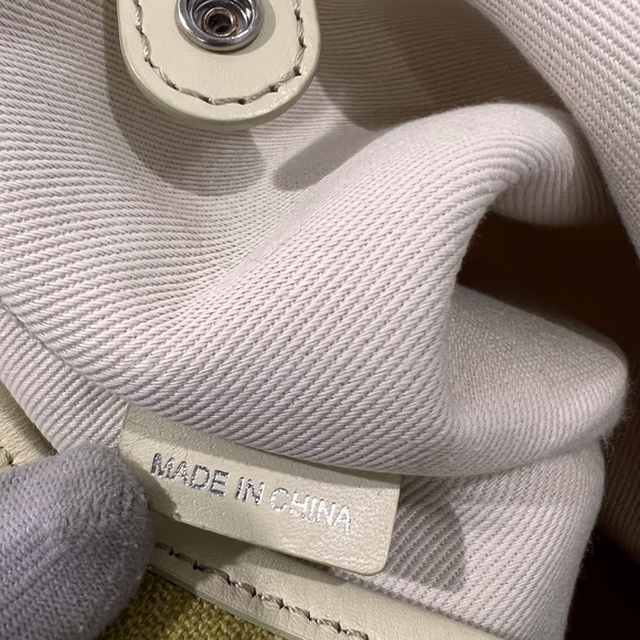 BURBERRY Off White Canvas and Different Hues of Yellow Lines Tote Shoulder Bag - Picture 11 of 17